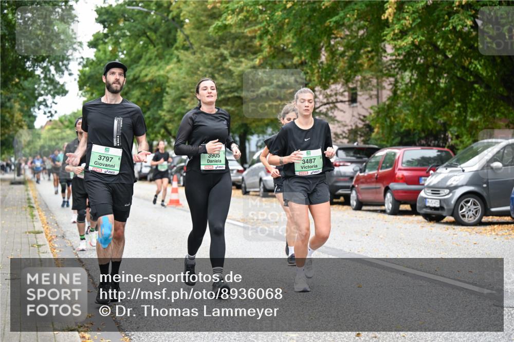 21.09.2025 - PSD Bank Halbmarathon Dr. Thomas Lammeyer http://msf.ph/oto/8936068 21.09.2025 11:00:44 Laufen 3797, 3905, 3487 meine-sportfotos.de