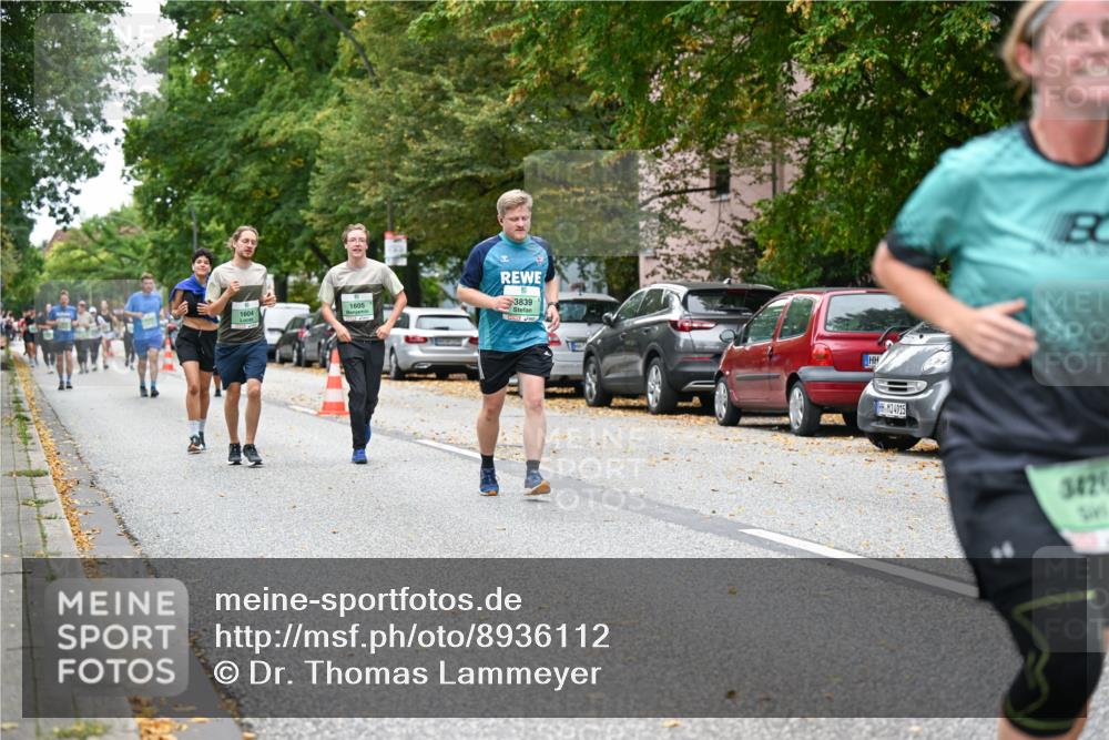 21.09.2025 - PSD Bank Halbmarathon Dr. Thomas Lammeyer http://msf.ph/oto/8936112 21.09.2025 11:00:53 Laufen 1604, 1605, 3839, 3421 meine-sportfotos.de
