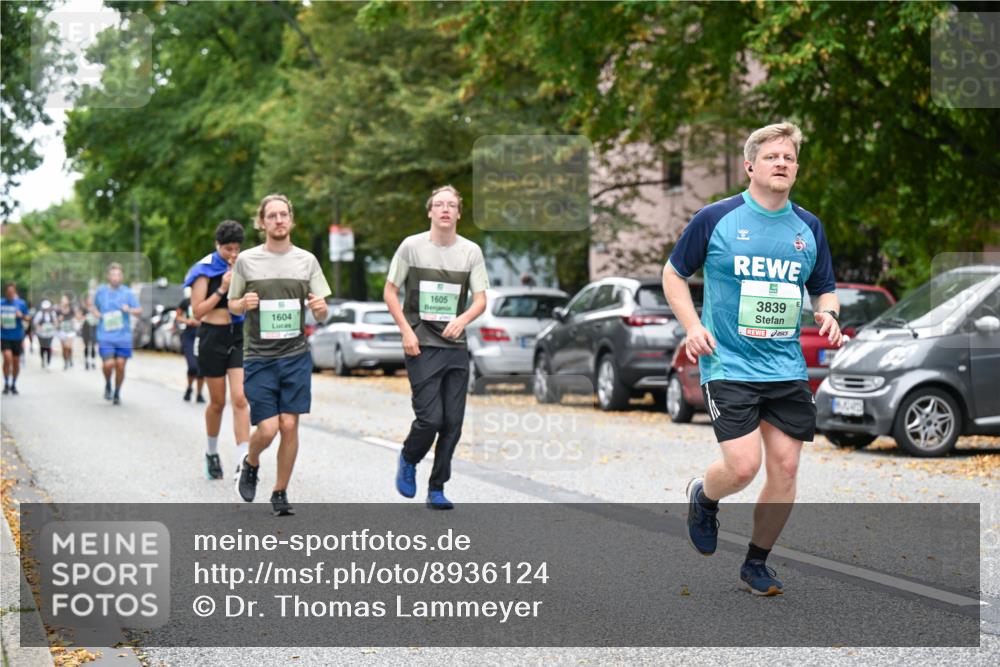 21.09.2025 - PSD Bank Halbmarathon Dr. Thomas Lammeyer http://msf.ph/oto/8936124 21.09.2025 11:00:55 Laufen 1605, 3839, 1604 meine-sportfotos.de