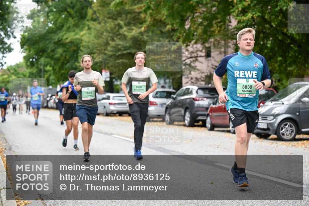 21.09.2025 - PSD Bank Halbmarathon Dr. Thomas Lammeyer http://msf.ph/oto/8936125 21.09.2025 11:00:55 Laufen 1605, 1604, 3839 meine-sportfotos.de