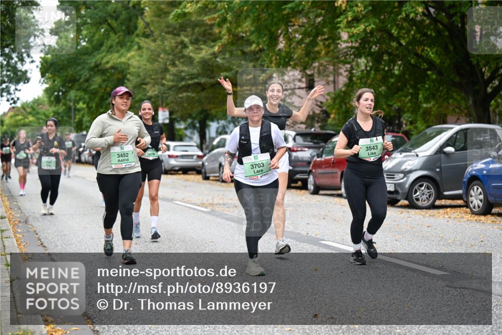 21.09.2025 - PSD Bank Halbmarathon Dr. Thomas Lammeyer http://msf.ph/oto/8936197 21.09.2025 11:01:13 Laufen 3564, 3452, 3884, 3703, 3543 meine-sportfotos.de