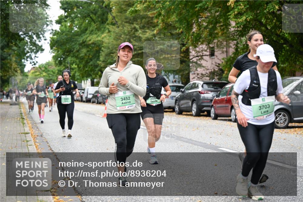 21.09.2025 - PSD Bank Halbmarathon Dr. Thomas Lammeyer http://msf.ph/oto/8936204 21.09.2025 11:01:14 Laufen 3584, 3452, 3884, 3703 meine-sportfotos.de