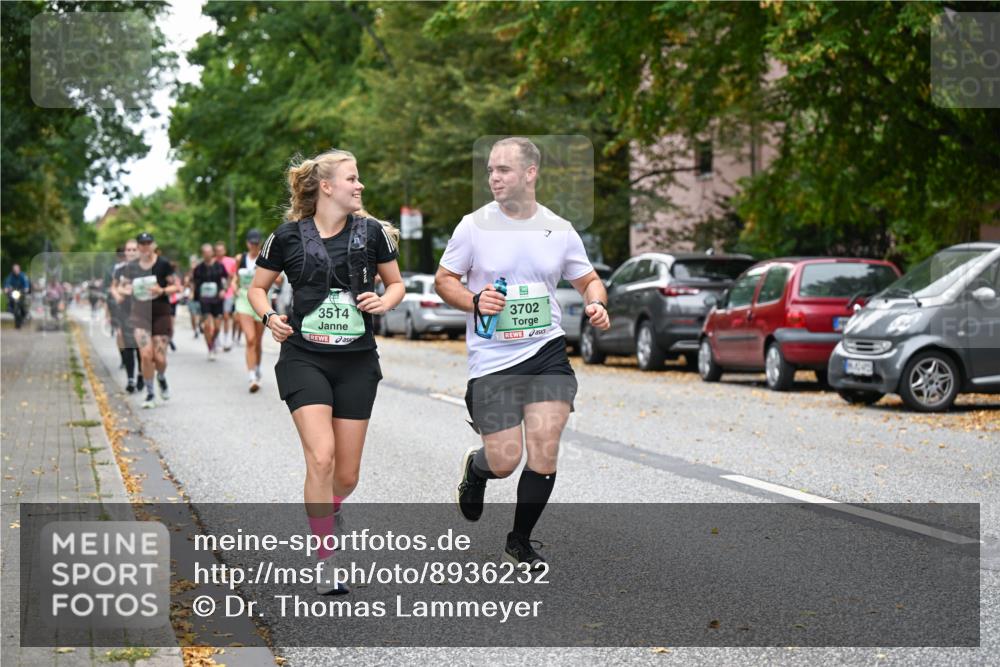 21.09.2025 - PSD Bank Halbmarathon Dr. Thomas Lammeyer http://msf.ph/oto/8936232 21.09.2025 11:01:20 Laufen 3514, 3702 meine-sportfotos.de