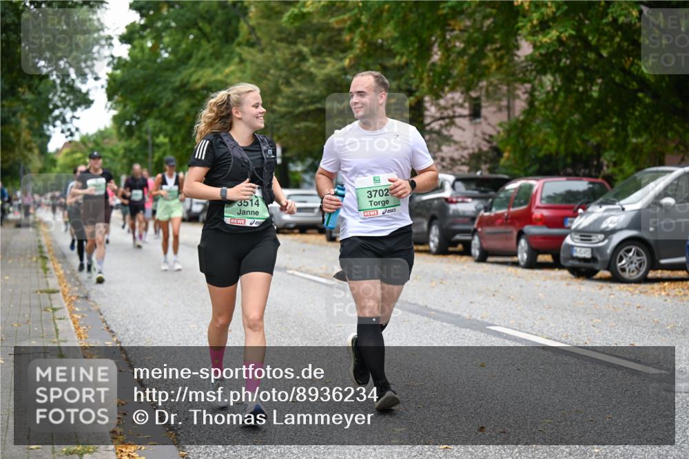 21.09.2025 - PSD Bank Halbmarathon Dr. Thomas Lammeyer http://msf.ph/oto/8936234 21.09.2025 11:01:21 Laufen 3514, 3702 meine-sportfotos.de