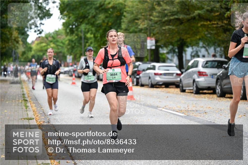 21.09.2025 - PSD Bank Halbmarathon Dr. Thomas Lammeyer http://msf.ph/oto/8936433 21.09.2025 11:02:06 Laufen 3502, 3684 meine-sportfotos.de