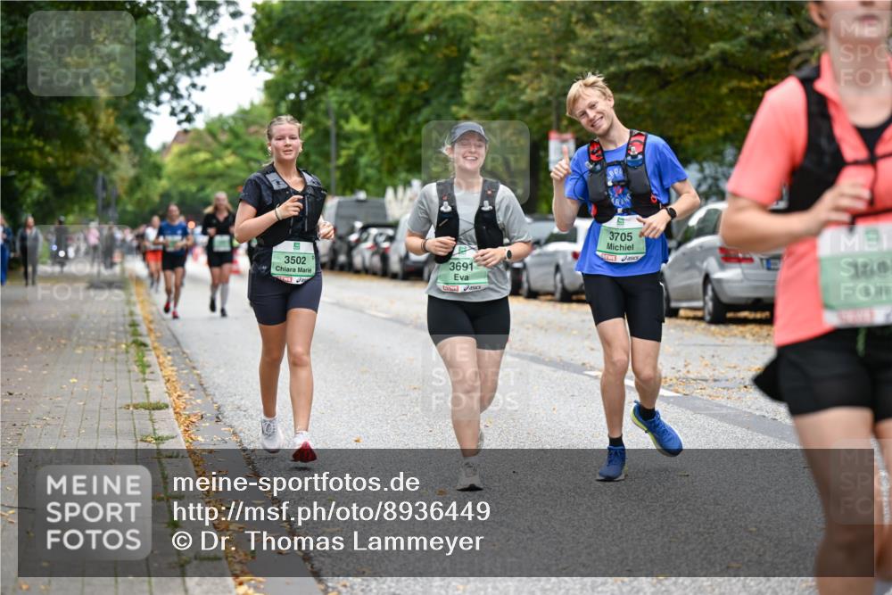 21.09.2025 - PSD Bank Halbmarathon Dr. Thomas Lammeyer http://msf.ph/oto/8936449 21.09.2025 11:02:08 Laufen 5, 3502, 3691, 3705, 368 meine-sportfotos.de
