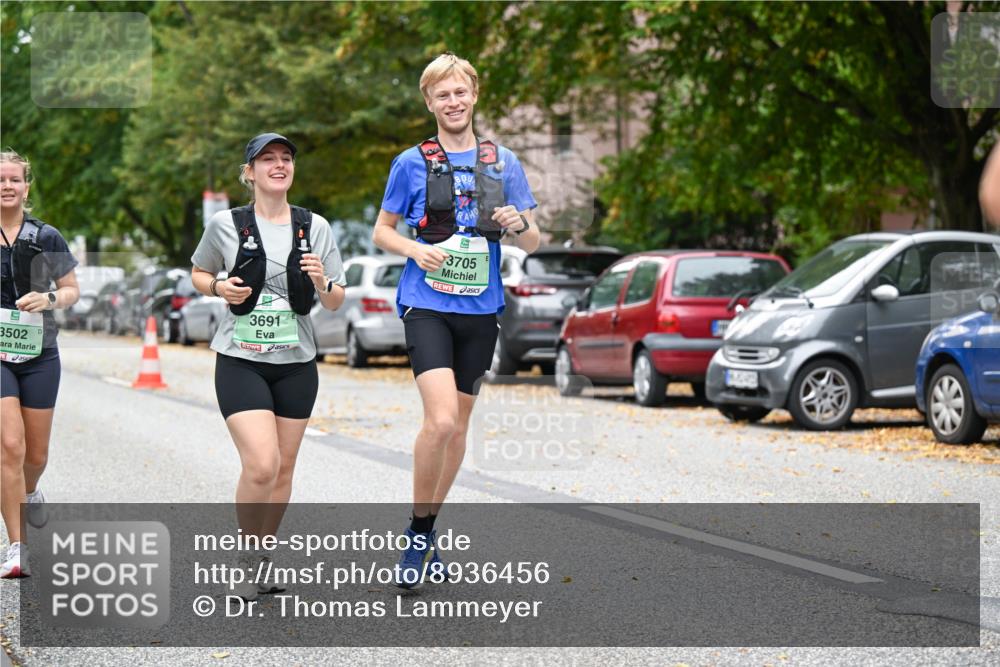 21.09.2025 - PSD Bank Halbmarathon Dr. Thomas Lammeyer http://msf.ph/oto/8936456 21.09.2025 11:02:10 Laufen 3502, 3691, 5, 3705 meine-sportfotos.de
