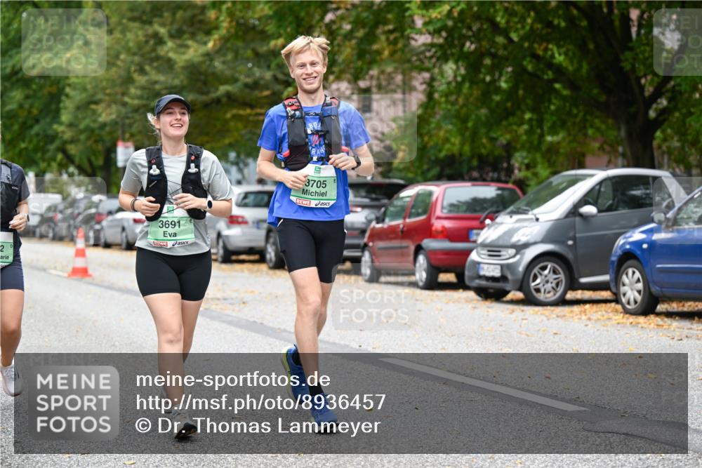21.09.2025 - PSD Bank Halbmarathon Dr. Thomas Lammeyer http://msf.ph/oto/8936457 21.09.2025 11:02:10 Laufen 930, 2, 3691, 3705 meine-sportfotos.de