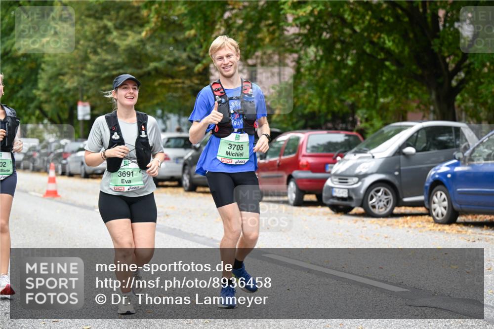 21.09.2025 - PSD Bank Halbmarathon Dr. Thomas Lammeyer http://msf.ph/oto/8936458 21.09.2025 11:02:10 Laufen 02, 3691, 3705 meine-sportfotos.de