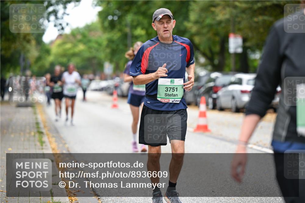 21.09.2025 - PSD Bank Halbmarathon Dr. Thomas Lammeyer http://msf.ph/oto/8936609 21.09.2025 11:02:50 Laufen 3751 meine-sportfotos.de