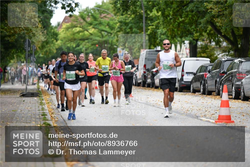 21.09.2025 - PSD Bank Halbmarathon Dr. Thomas Lammeyer http://msf.ph/oto/8936766 21.09.2025 11:03:27 Laufen 3717 meine-sportfotos.de
