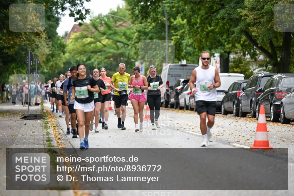 21.09.2025 - PSD Bank Halbmarathon Dr. Thomas Lammeyer http://msf.ph/oto/8936772 21.09.2025 11:03:28 Laufen 3717, 00, 3623, 3536, 3377 meine-sportfotos.de