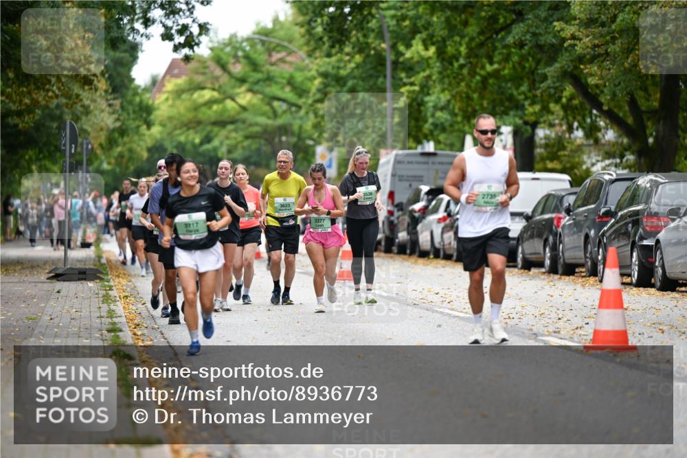 21.09.2025 - PSD Bank Halbmarathon Dr. Thomas Lammeyer http://msf.ph/oto/8936773 21.09.2025 11:03:28 Laufen 3717, 3623, 3377, 3536, 2735 meine-sportfotos.de