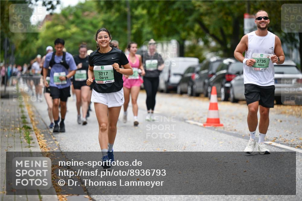 21.09.2025 - PSD Bank Halbmarathon Dr. Thomas Lammeyer http://msf.ph/oto/8936793 21.09.2025 11:03:33 Laufen 3717, 2735 meine-sportfotos.de