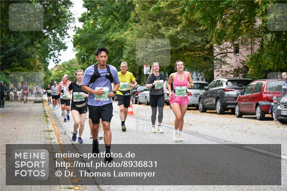 21.09.2025 - PSD Bank Halbmarathon Dr. Thomas Lammeyer http://msf.ph/oto/8936831 21.09.2025 11:03:39 Laufen 3623, 3536, 6, 3537, 3377 meine-sportfotos.de