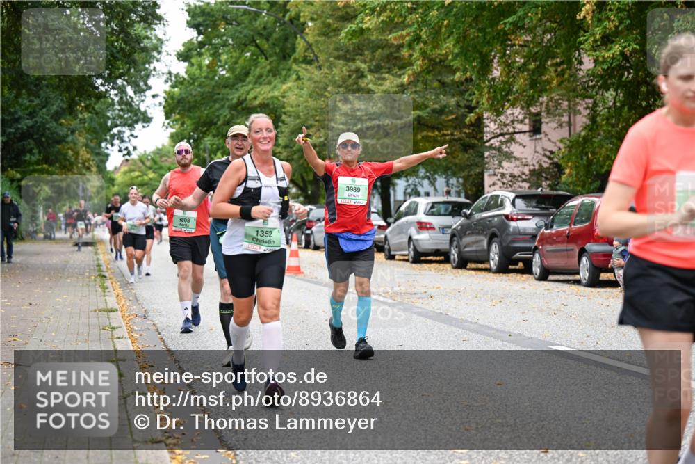 21.09.2025 - PSD Bank Halbmarathon Dr. Thomas Lammeyer http://msf.ph/oto/8936864 21.09.2025 11:03:45 Laufen 3808, 1352, 3989 meine-sportfotos.de
