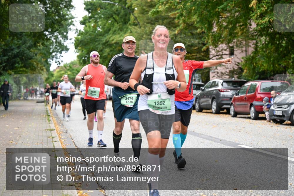 21.09.2025 - PSD Bank Halbmarathon Dr. Thomas Lammeyer http://msf.ph/oto/8936871 21.09.2025 11:03:46 Laufen 3808, 3476, 1352 meine-sportfotos.de