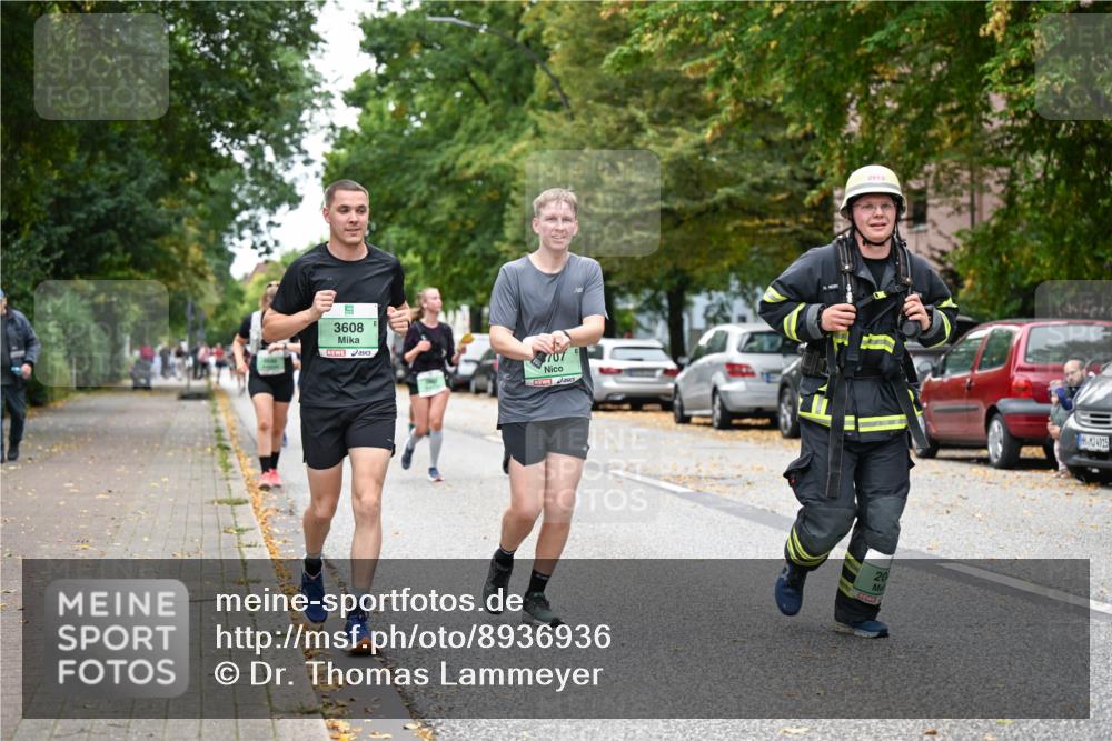 21.09.2025 - PSD Bank Halbmarathon Dr. Thomas Lammeyer http://msf.ph/oto/8936936 21.09.2025 11:03:59 Laufen 3608, 707, 2913, 20, 4915 meine-sportfotos.de