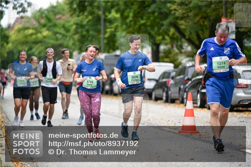 21.09.2025 - PSD Bank Halbmarathon Dr. Thomas Lammeyer http://msf.ph/oto/8937192 21.09.2025 11:05:38 Laufen 3699, 1006, 3725, 3639, 1274 meine-sportfotos.de