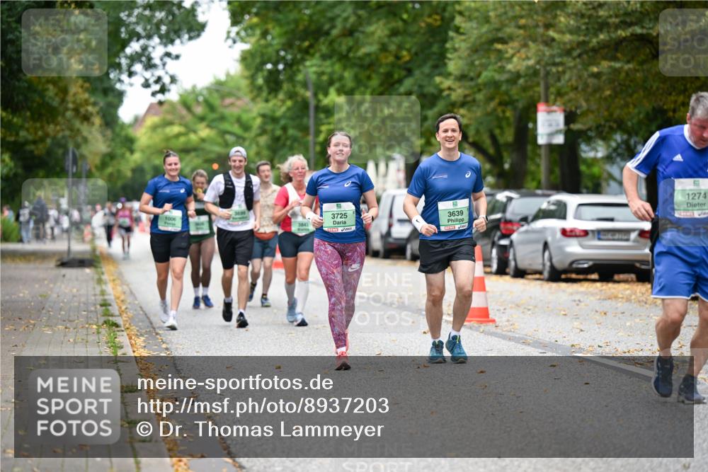 21.09.2025 - PSD Bank Halbmarathon Dr. Thomas Lammeyer http://msf.ph/oto/8937203 21.09.2025 11:05:40 Laufen 1006, 3843, 5, 3725, 3639, 1274 meine-sportfotos.de