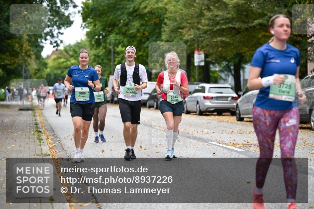 21.09.2025 - PSD Bank Halbmarathon Dr. Thomas Lammeyer http://msf.ph/oto/8937226 21.09.2025 11:05:45 Laufen 3725, 1006, 3699, 3826, 3843 meine-sportfotos.de