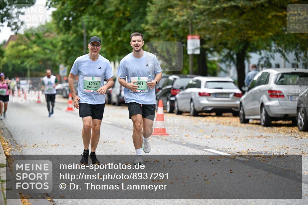21.09.2025 - PSD Bank Halbmarathon Dr. Thomas Lammeyer http://msf.ph/oto/8937291 21.09.2025 11:05:57 Laufen 1293, 1291 meine-sportfotos.de
