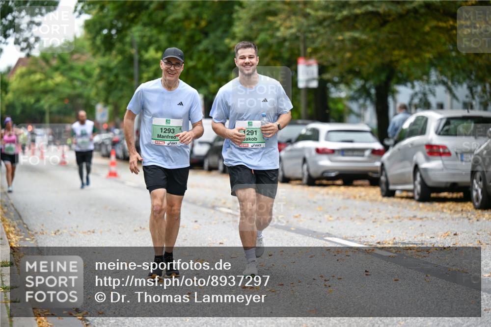 21.09.2025 - PSD Bank Halbmarathon Dr. Thomas Lammeyer http://msf.ph/oto/8937297 21.09.2025 11:05:58 Laufen 1293, 1291 meine-sportfotos.de
