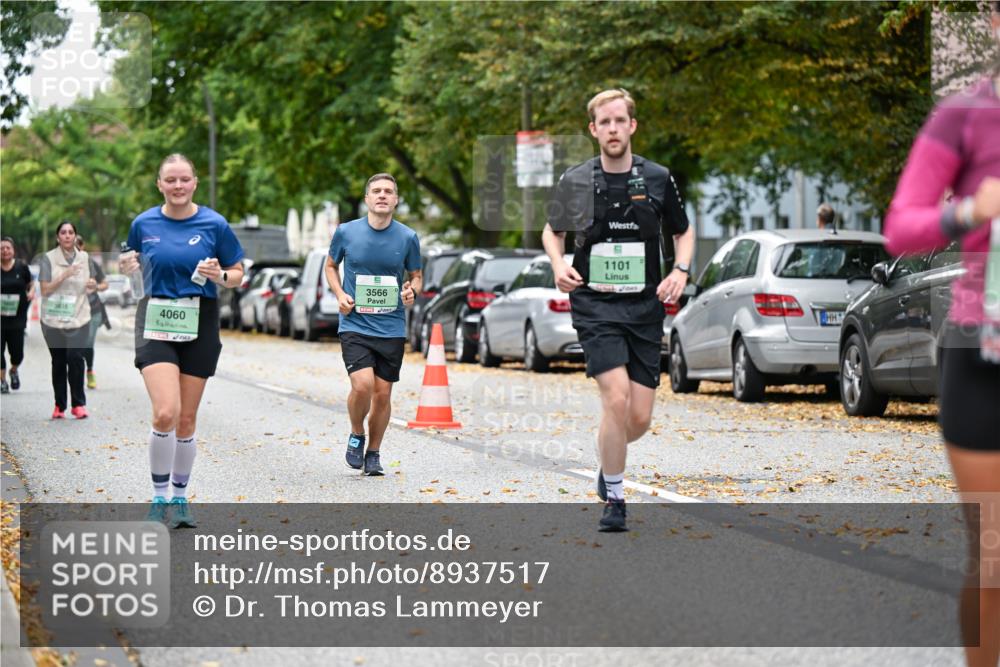 21.09.2025 - PSD Bank Halbmarathon Dr. Thomas Lammeyer http://msf.ph/oto/8937517 21.09.2025 11:06:55 Laufen 3835, 4060, 3566, 1101 meine-sportfotos.de