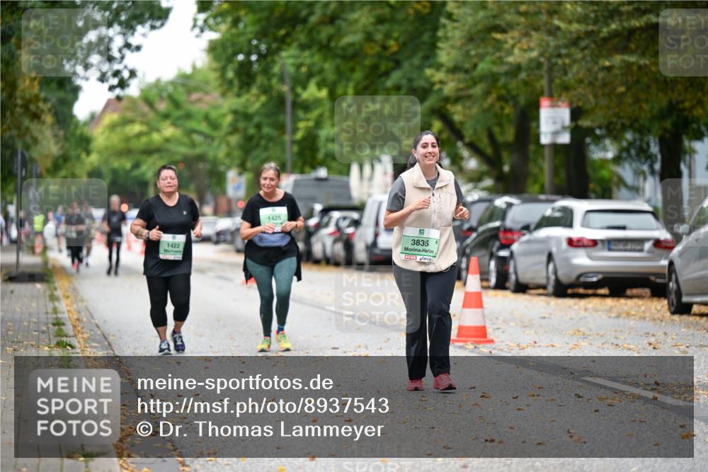 21.09.2025 - PSD Bank Halbmarathon Dr. Thomas Lammeyer http://msf.ph/oto/8937543 21.09.2025 11:07:01 Laufen 1422, 1425, 5, 3835 meine-sportfotos.de