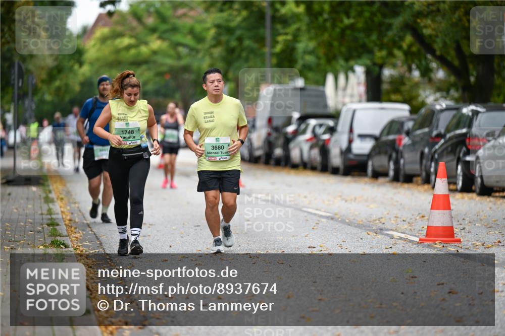 21.09.2025 - PSD Bank Halbmarathon Dr. Thomas Lammeyer http://msf.ph/oto/8937674 21.09.2025 11:07:41 Laufen 1000, 5, 3951, 1748, 3680 meine-sportfotos.de