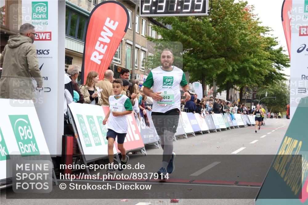 21.09.2025 - PSD Bank Halbmarathon Strokosch-Dieckow http://msf.ph/oto/8937914 21.09.2025 12:37:03 Ziel 3035, 3125, 4012 meine-sportfotos.de