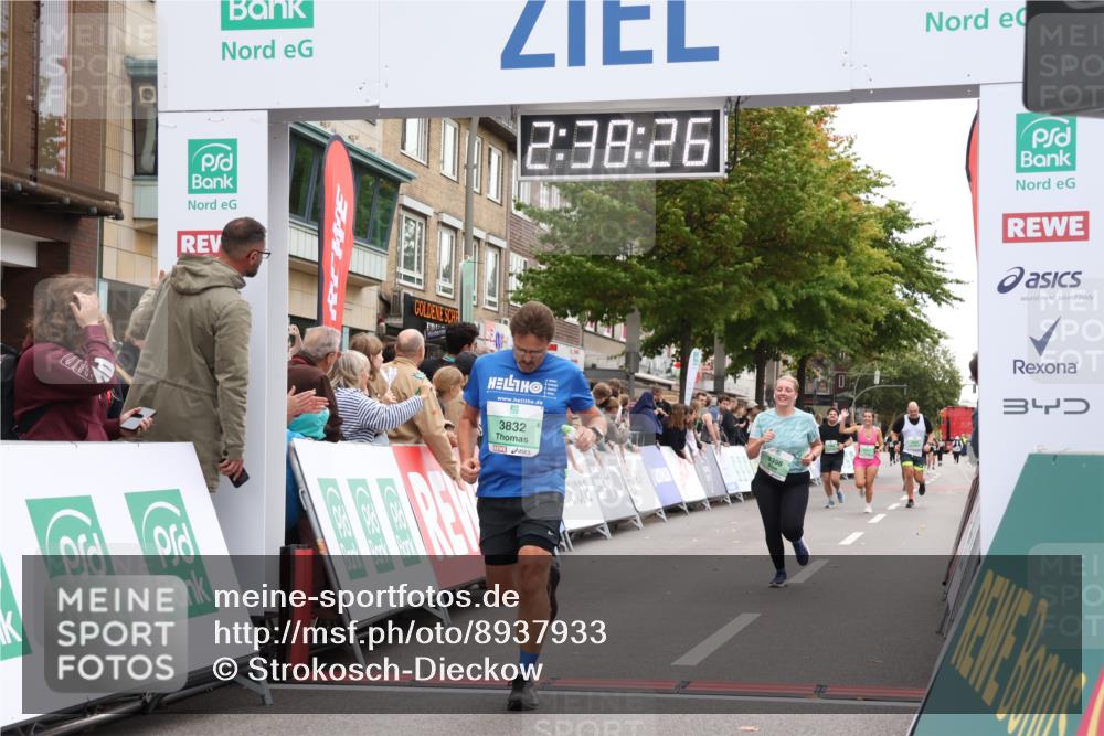21.09.2025 - PSD Bank Halbmarathon Strokosch-Dieckow http://msf.ph/oto/8937933 21.09.2025 12:37:50 Ziel 3398, 3832 meine-sportfotos.de