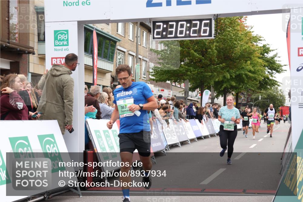 21.09.2025 - PSD Bank Halbmarathon Strokosch-Dieckow http://msf.ph/oto/8937934 21.09.2025 12:37:50 Ziel 3398, 3832 meine-sportfotos.de