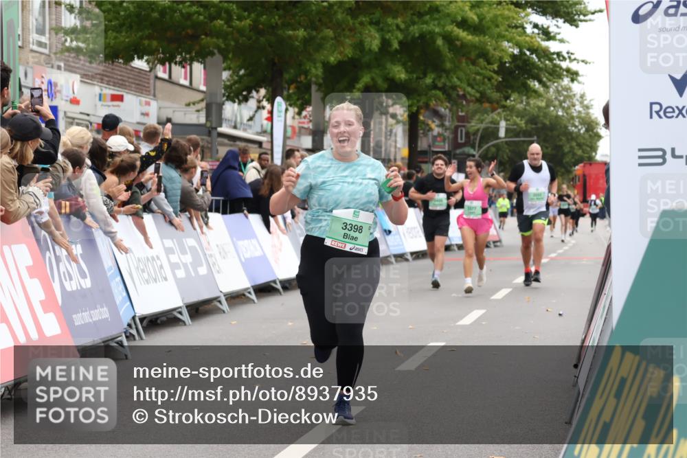 21.09.2025 - PSD Bank Halbmarathon Strokosch-Dieckow http://msf.ph/oto/8937935 21.09.2025 12:37:50 Ziel 3398, 3832 meine-sportfotos.de