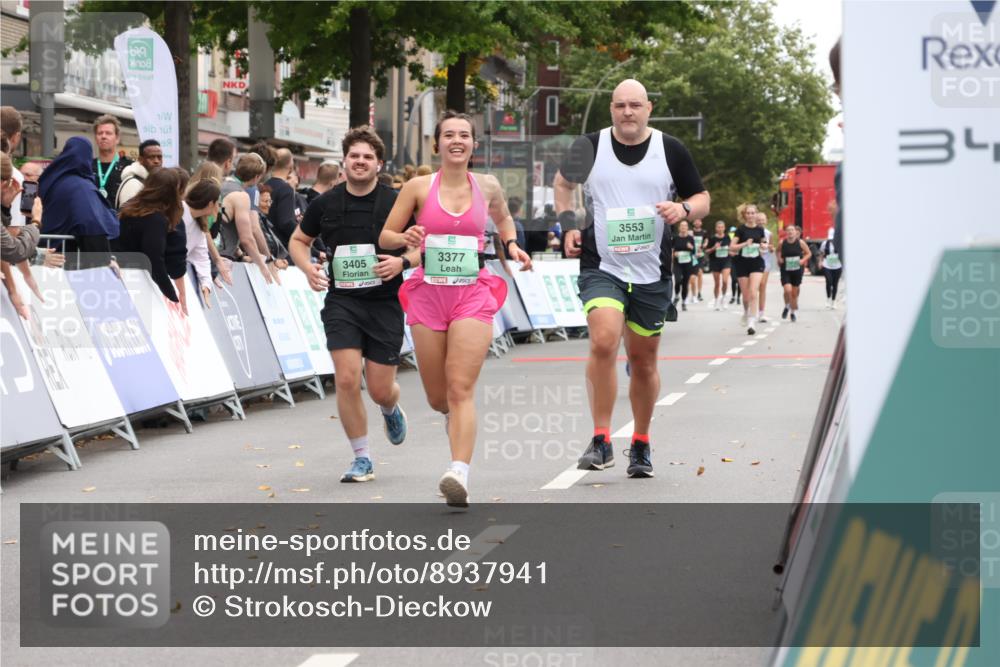 21.09.2025 - PSD Bank Halbmarathon Strokosch-Dieckow http://msf.ph/oto/8937941 21.09.2025 12:37:53 Ziel 3377, 3398, 3405, 3553, 3832 meine-sportfotos.de