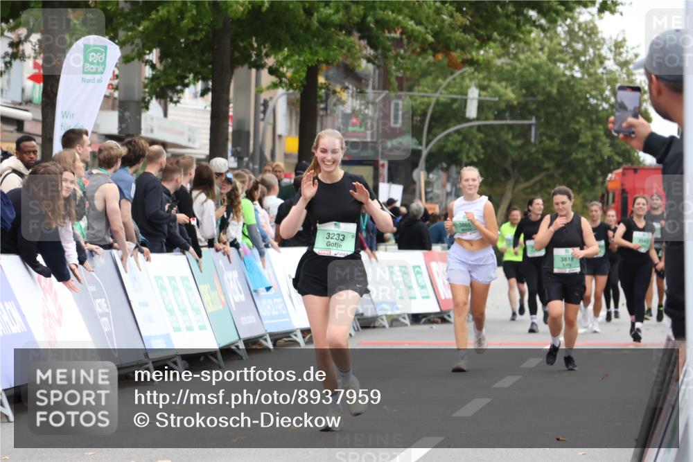 21.09.2025 - PSD Bank Halbmarathon Strokosch-Dieckow http://msf.ph/oto/8937959 21.09.2025 12:38:07 Ziel 3717 meine-sportfotos.de