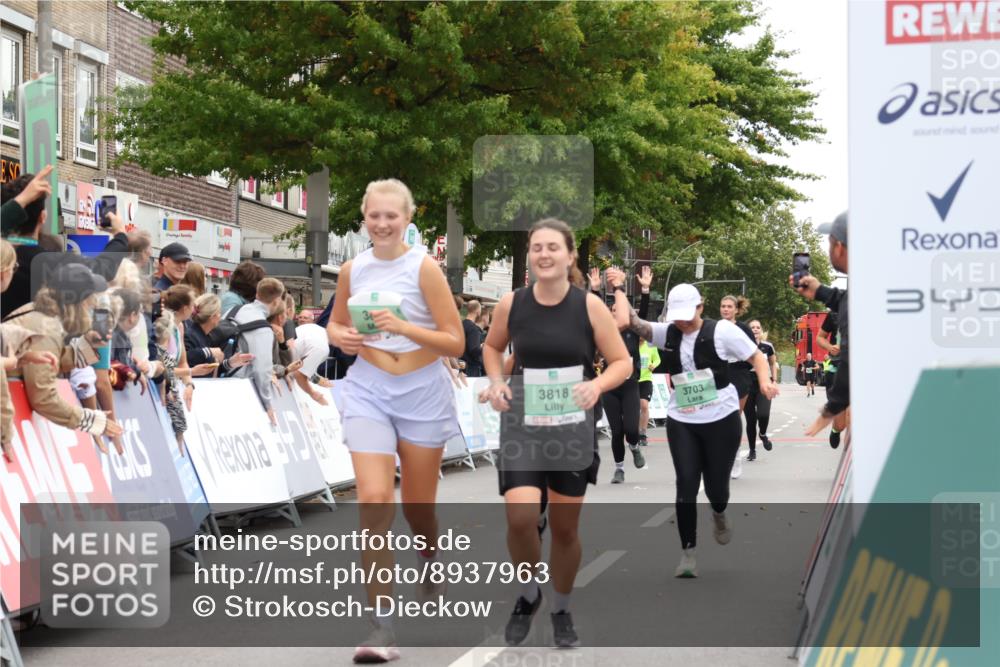 21.09.2025 - PSD Bank Halbmarathon Strokosch-Dieckow http://msf.ph/oto/8937963 21.09.2025 12:38:16 Ziel 3233, 3543, 3703, 3818, 3865 meine-sportfotos.de