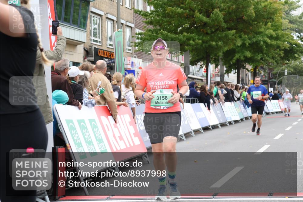 21.09.2025 - PSD Bank Halbmarathon Strokosch-Dieckow http://msf.ph/oto/8937998 21.09.2025 12:38:58 Ziel 3158, 3197, 3821, 3861 meine-sportfotos.de