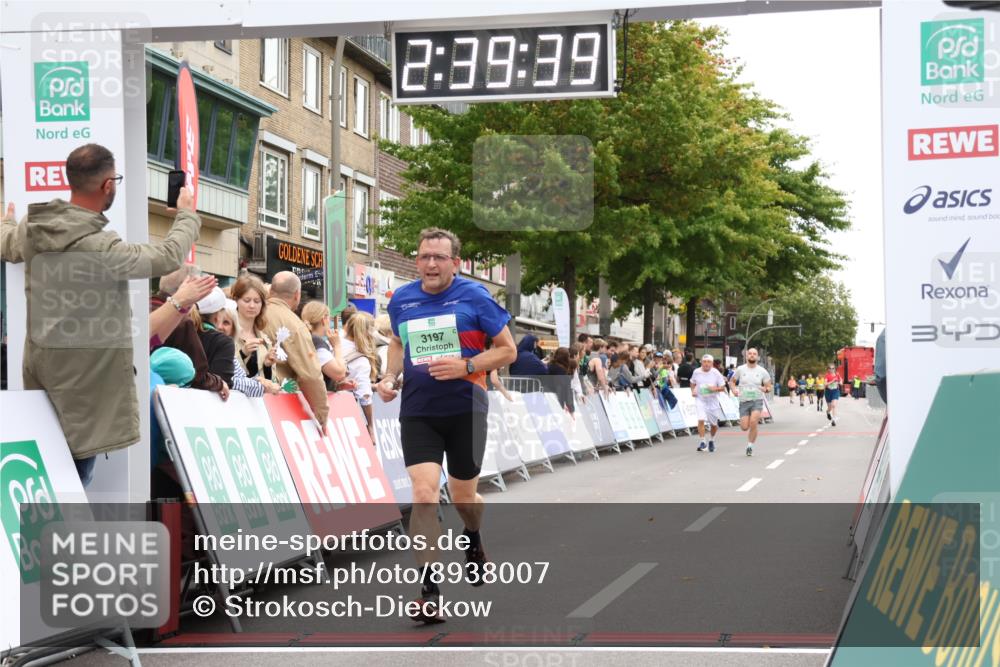 21.09.2025 - PSD Bank Halbmarathon Strokosch-Dieckow http://msf.ph/oto/8938007 21.09.2025 12:39:03 Ziel 3158, 3197, 3365, 3821, 3861 meine-sportfotos.de