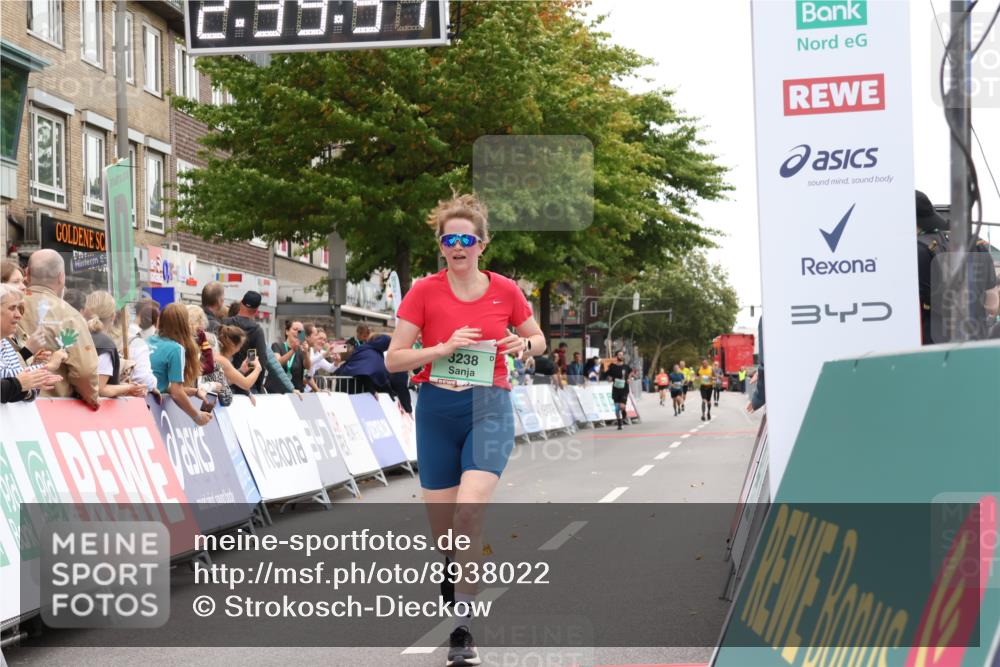 21.09.2025 - PSD Bank Halbmarathon Strokosch-Dieckow http://msf.ph/oto/8938022 21.09.2025 12:39:15 Ziel 3238, 3280, 3365 meine-sportfotos.de