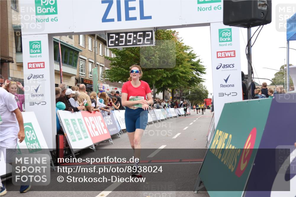 21.09.2025 - PSD Bank Halbmarathon Strokosch-Dieckow http://msf.ph/oto/8938024 21.09.2025 12:39:15 Ziel 3238, 3280, 3365 meine-sportfotos.de