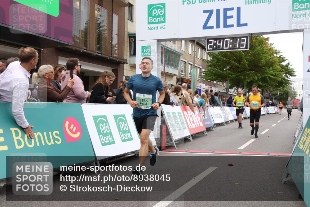 21.09.2025 - PSD Bank Halbmarathon Strokosch-Dieckow http://msf.ph/oto/8938045 21.09.2025 12:39:36 Ziel 2765, 3566, 3623 meine-sportfotos.de