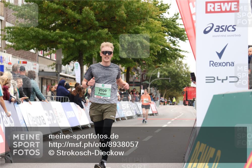 21.09.2025 - PSD Bank Halbmarathon Strokosch-Dieckow http://msf.ph/oto/8938057 21.09.2025 12:39:42 Ziel 2709, 2765, 3566, 3623 meine-sportfotos.de