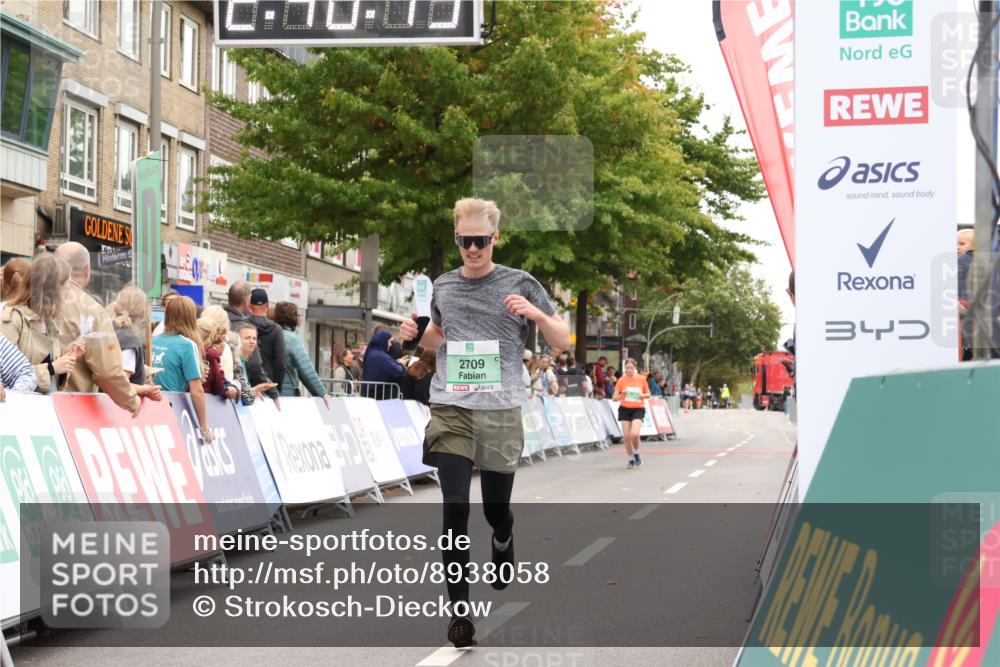 21.09.2025 - PSD Bank Halbmarathon Strokosch-Dieckow http://msf.ph/oto/8938058 21.09.2025 12:39:43 Ziel 2709, 2765, 3566, 3623 meine-sportfotos.de