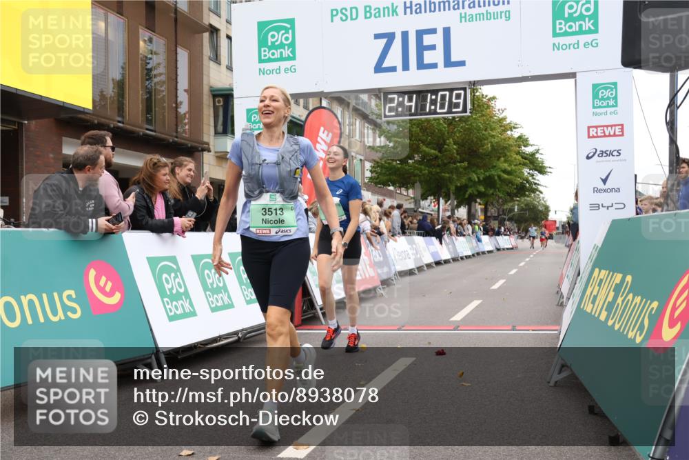 21.09.2025 - PSD Bank Halbmarathon Strokosch-Dieckow http://msf.ph/oto/8938078 21.09.2025 12:40:33 Ziel 1558, 3513 meine-sportfotos.de