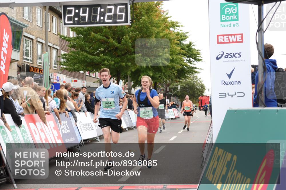 21.09.2025 - PSD Bank Halbmarathon Strokosch-Dieckow http://msf.ph/oto/8938085 21.09.2025 12:40:48 Ziel 1683, 1684 meine-sportfotos.de