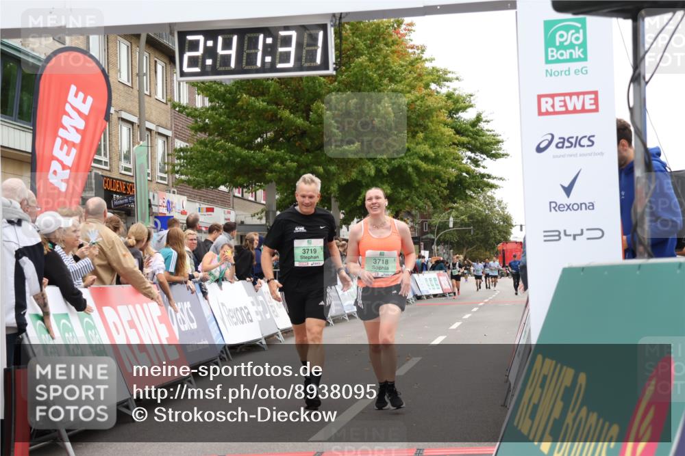 21.09.2025 - PSD Bank Halbmarathon Strokosch-Dieckow http://msf.ph/oto/8938095 21.09.2025 12:40:54 Ziel 1683, 1684, 3718, 3719 meine-sportfotos.de