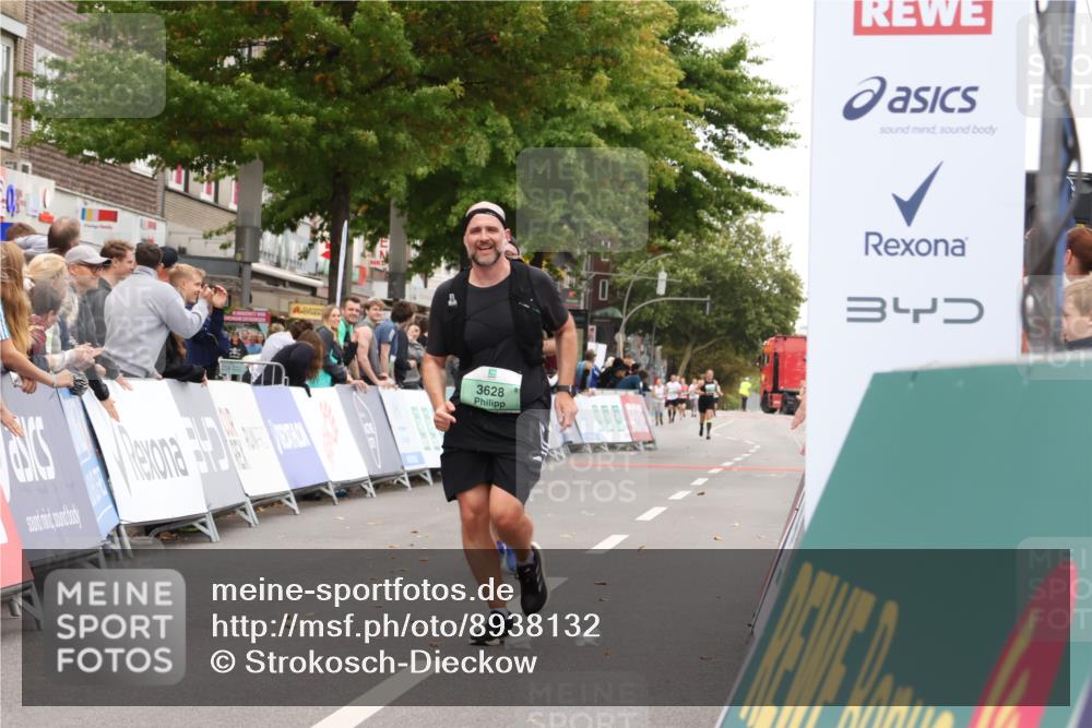 21.09.2025 - PSD Bank Halbmarathon Strokosch-Dieckow http://msf.ph/oto/8938132 21.09.2025 12:41:41 Ziel 1352, 1497, 3628 meine-sportfotos.de
