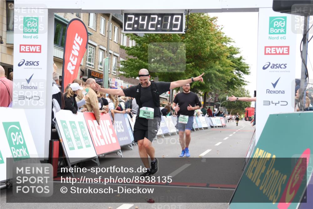 21.09.2025 - PSD Bank Halbmarathon Strokosch-Dieckow http://msf.ph/oto/8938135 21.09.2025 12:41:43 Ziel 1352, 1497, 3628 meine-sportfotos.de