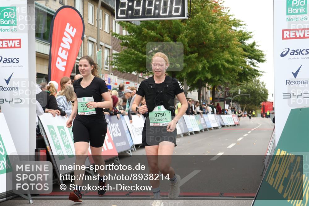 21.09.2025 - PSD Bank Halbmarathon Strokosch-Dieckow http://msf.ph/oto/8938214 21.09.2025 12:43:29 Ziel 1155, 2279, 3569, 3750 meine-sportfotos.de